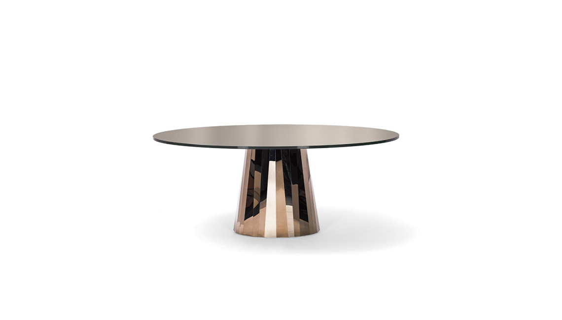 Pli Table餐桌