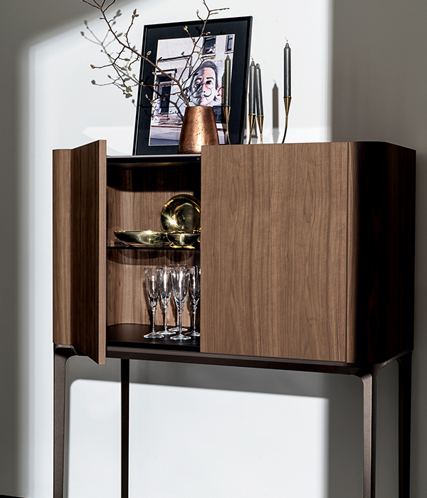 La nuova madia Slim a 2 ante橱柜